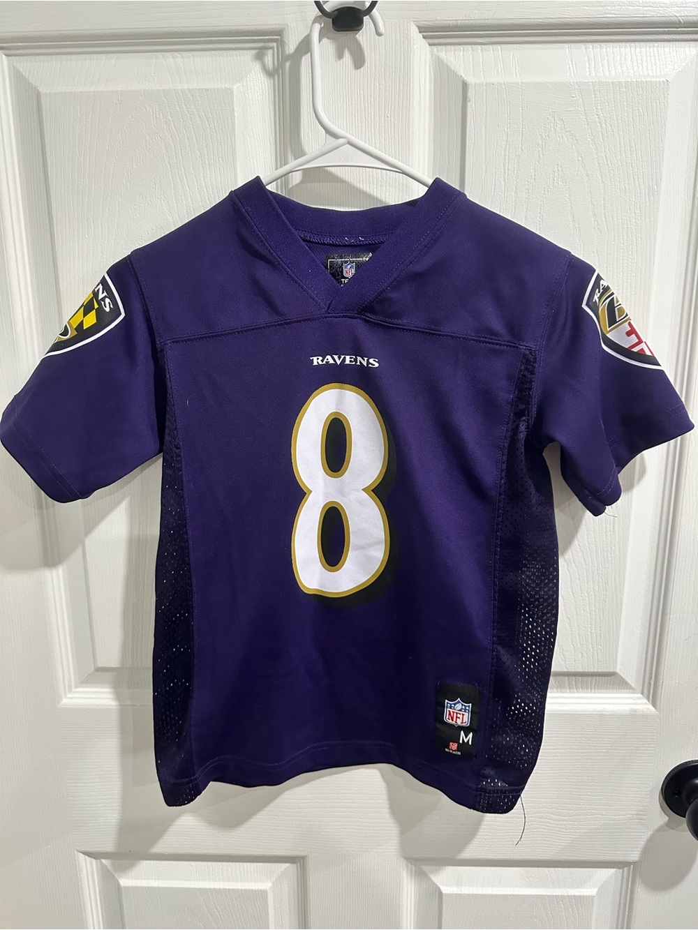 Kids Lamar Jackson Baltimore Ravens #8 Football Jersey - Youth Size M